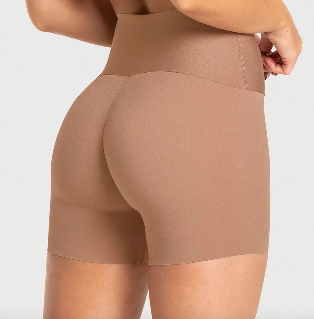 LEONISA Shapewear STAY IN PLACE SEAMLESS SLIP SHORT 6 LEONISA Shapewear STAY IN PLACE SEAMLESS SLIP SHORT