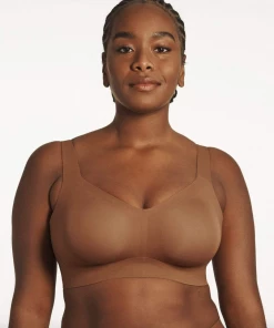 EVELYN & BOBBIE LLC BEYOND BRA