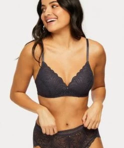MONTELLE INTIMATES INC LONDON FOG WIREFREE BRA 7 MONTELLE INTIMATES INC LONDON FOG WIREFREE BRA