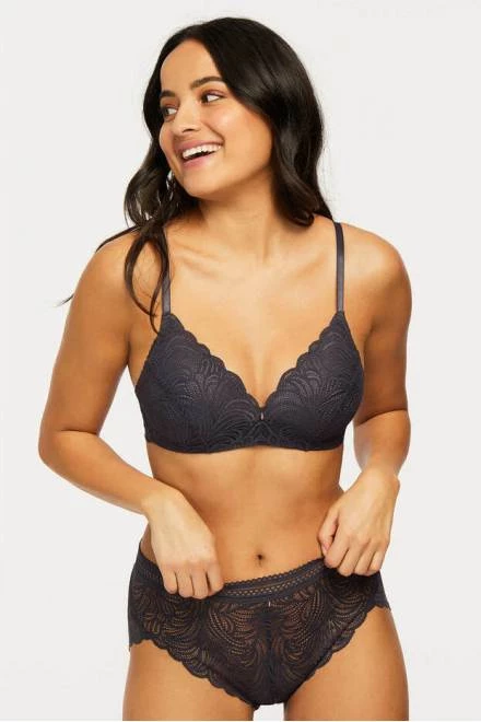 MONTELLE INTIMATES INC LONDON FOG WIREFREE BRA 4 MONTELLE INTIMATES INC LONDON FOG WIREFREE BRA